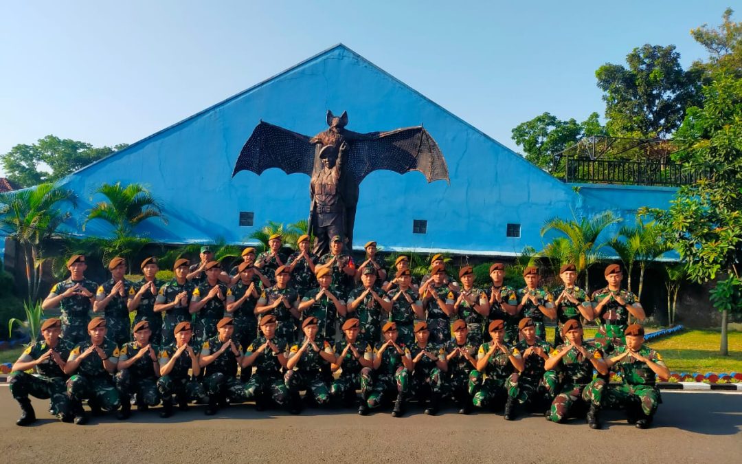 ON THE JOB TRAINING (OJT) TARUNA TK.IV PRODI MANAJEMEN PERTAHANAN AKMIL